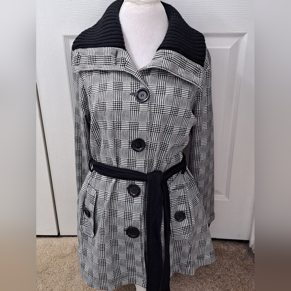 Self Esteem Black & White Plaid Coat Size 1X